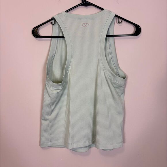Calia by Carrie Underwood Light Green Semi Cropped Ribbed Tank Top Medium - Picture 2 of 3